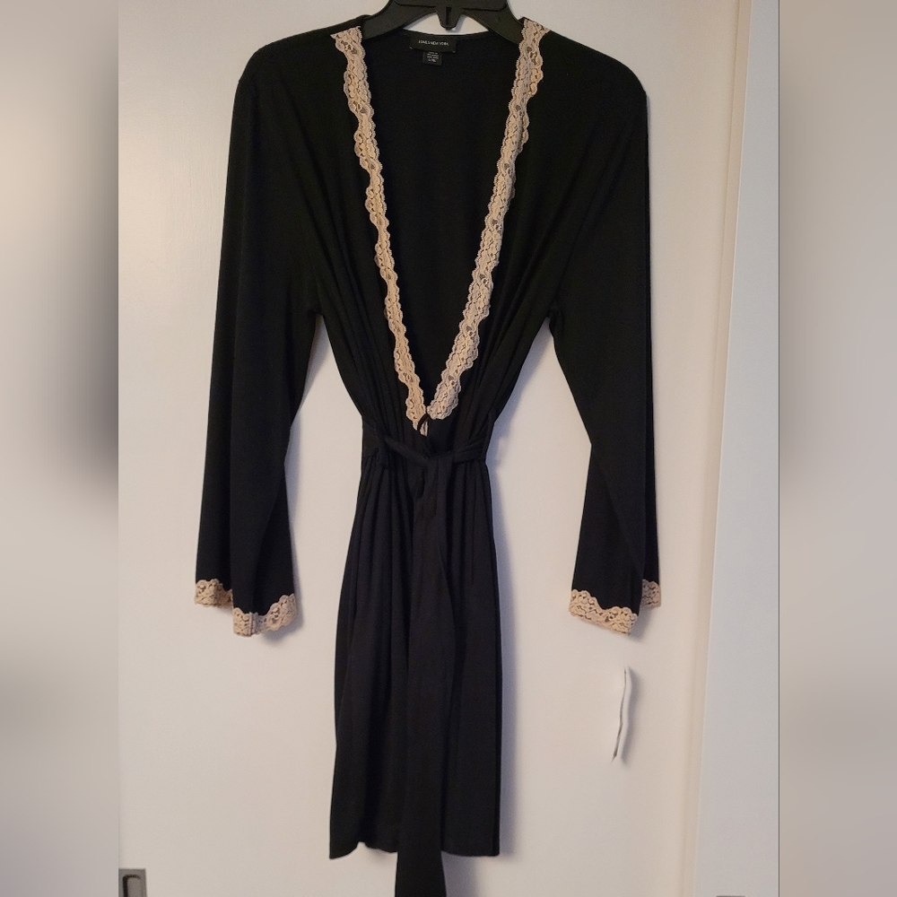 Jones New York Black Robe with Cream Lace Accents